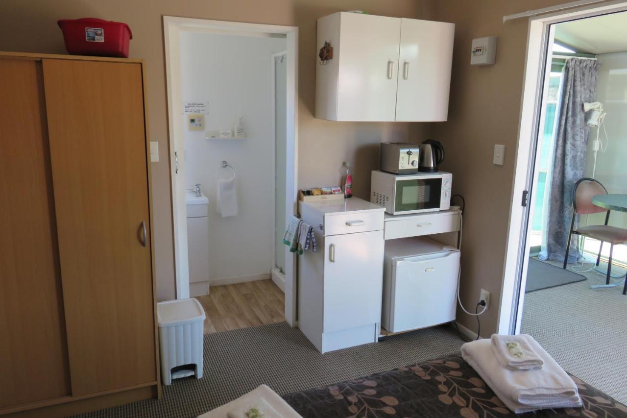 Rangiora Eco Holiday Park Fernside Extérieur photo