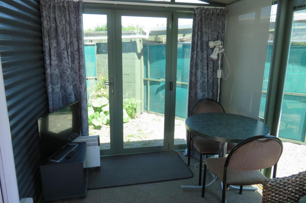 Rangiora Eco Holiday Park Fernside Extérieur photo